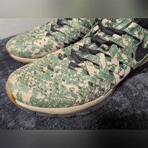 Nike Air Maxes Size 12. CAMO